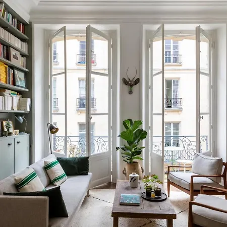 Charming Design Apt With Balcony In Paris Apartment